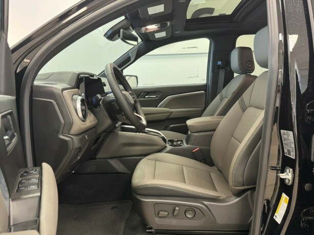 chevrolet-colorado-bensin-2025-big-15