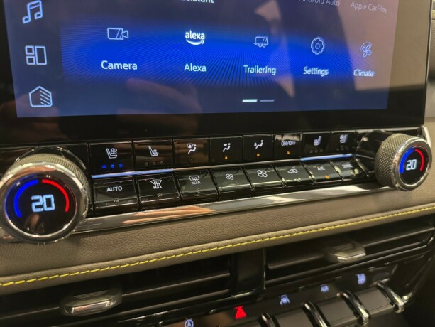 chevrolet-colorado-bensin-2025-big-24