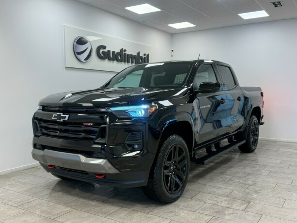 chevrolet-colorado-bensin-2025-big-0