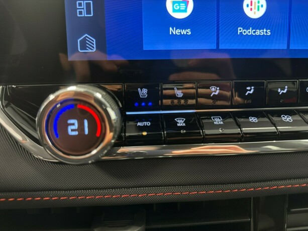 chevrolet-colorado-bensin-2025-big-18