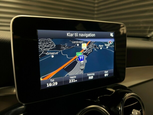 mercedes-benz-glc-elektrisitetbensin-2017-big-15