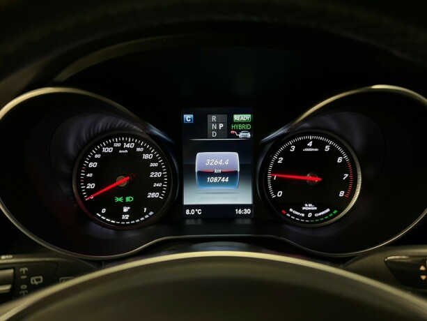 mercedes-benz-glc-elektrisitetbensin-2017-big-14