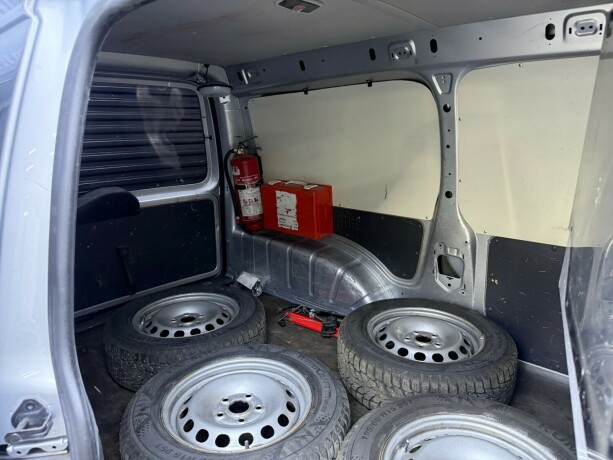 volkswagen-caddy-maxi-diesel-2013-big-21
