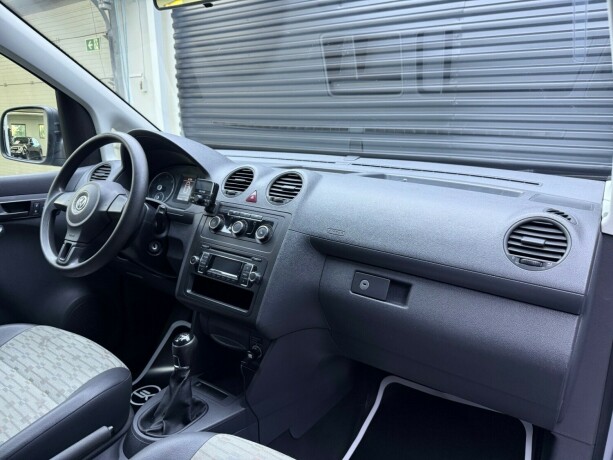 volkswagen-caddy-maxi-diesel-2013-big-10