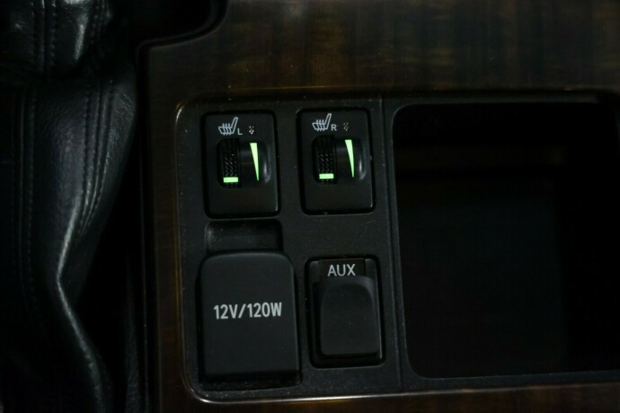 toyota-land-cruiser-diesel-2012-big-20