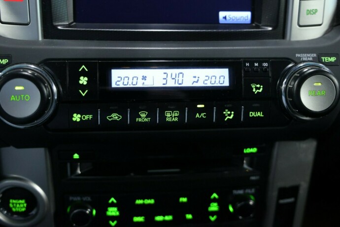 toyota-land-cruiser-diesel-2012-big-17