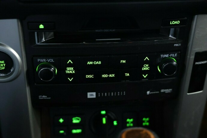 toyota-land-cruiser-diesel-2012-big-18