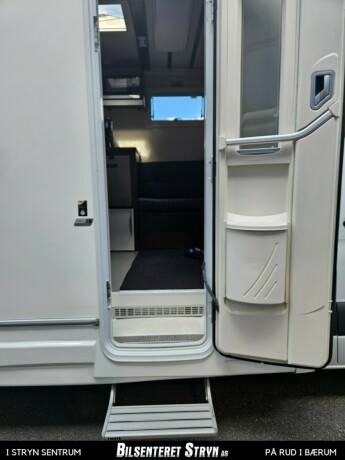 mercedes-benz-sprinter-diesel-2019-big-14