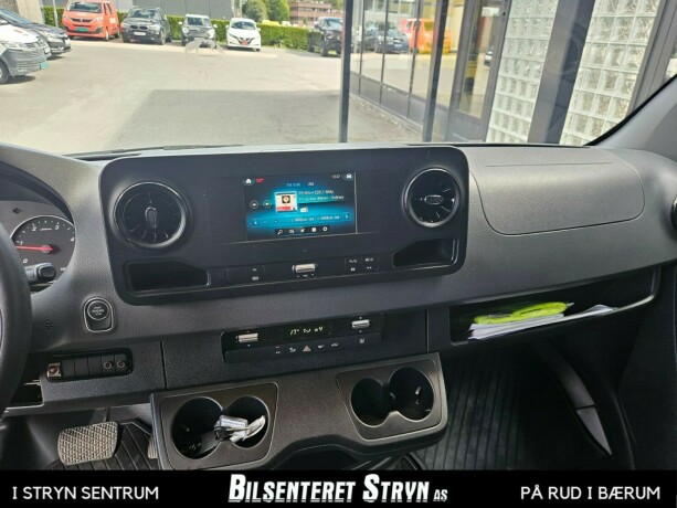 mercedes-benz-sprinter-diesel-2019-big-8