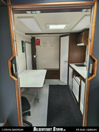 mercedes-benz-sprinter-diesel-2019-big-22