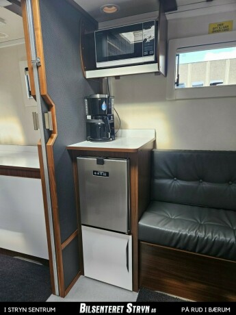 mercedes-benz-sprinter-diesel-2019-big-20