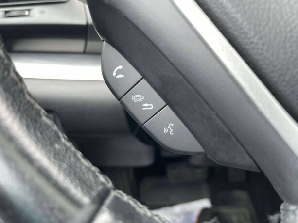 honda-cr-v-bensin-2015-big-17