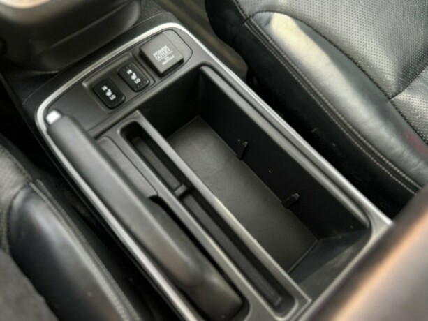 honda-cr-v-bensin-2015-big-21