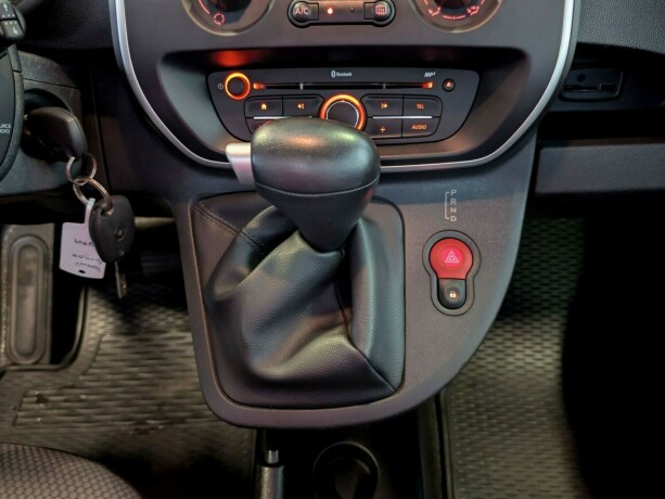renault-kangoo-express-elektrisitet-2019-big-17