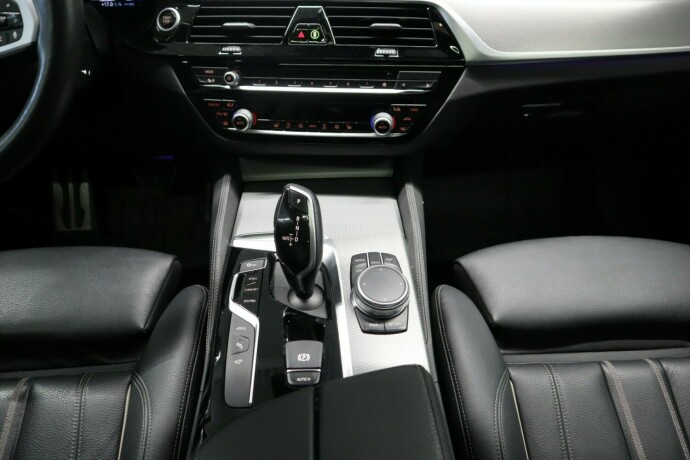 bmw-5-serie-elektrisitetbensin-2020-big-18