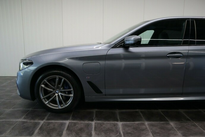 bmw-5-serie-elektrisitetbensin-2020-big-4