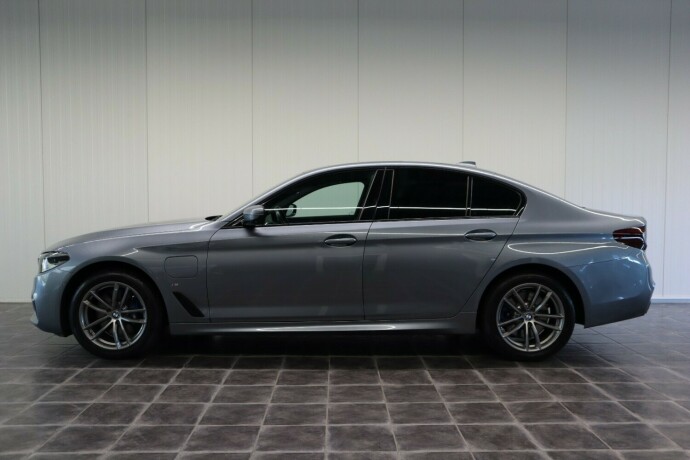 bmw-5-serie-elektrisitetbensin-2020-big-3