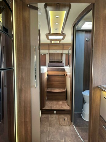 burstner-elegance-i810-2-enkle-senger-senkeseng-30-157hk-manuell-gir-alde-2-x-aircondition-topputgave-diesel-2013-big-62