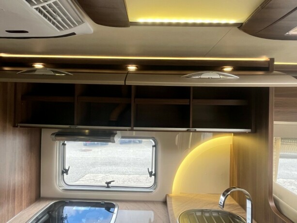 burstner-elegance-i810-2-enkle-senger-senkeseng-30-157hk-manuell-gir-alde-2-x-aircondition-topputgave-diesel-2013-big-47