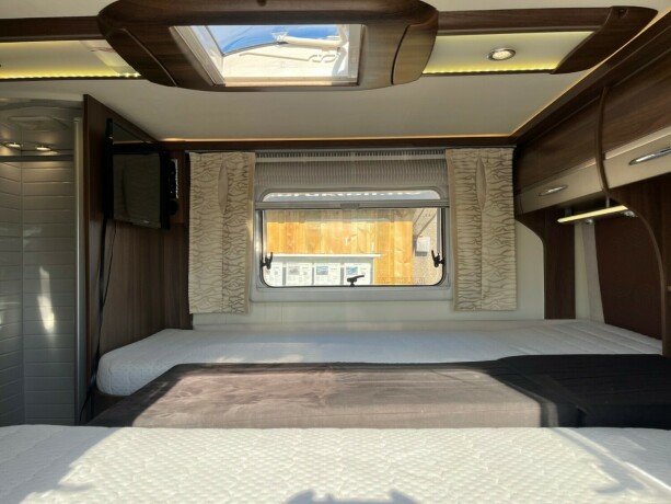 burstner-elegance-i810-2-enkle-senger-senkeseng-30-157hk-manuell-gir-alde-2-x-aircondition-topputgave-diesel-2013-big-92