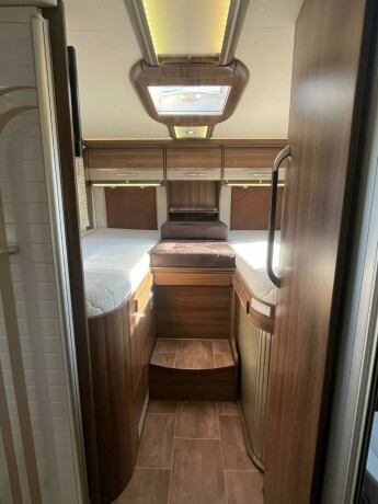 burstner-elegance-i810-2-enkle-senger-senkeseng-30-157hk-manuell-gir-alde-2-x-aircondition-topputgave-diesel-2013-big-82