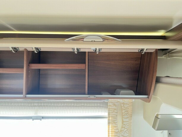 burstner-elegance-i810-2-enkle-senger-senkeseng-30-157hk-manuell-gir-alde-2-x-aircondition-topputgave-diesel-2013-big-37