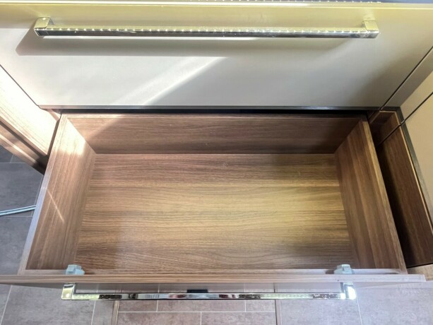 burstner-elegance-i810-2-enkle-senger-senkeseng-30-157hk-manuell-gir-alde-2-x-aircondition-topputgave-diesel-2013-big-51