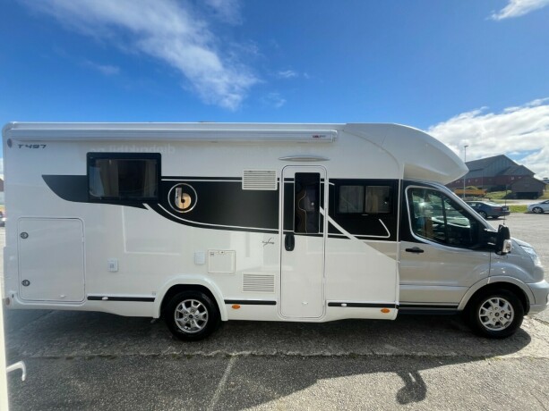 benimar-tessoro-497-queensbed-elsenkeseng-face-2-face-sittegruppe-20-170hk-diesel-2021-big-3