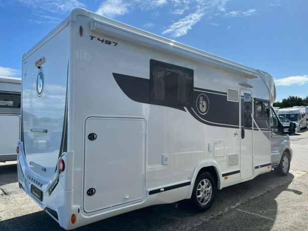 benimar-tessoro-497-queensbed-elsenkeseng-face-2-face-sittegruppe-20-170hk-diesel-2021-big-4