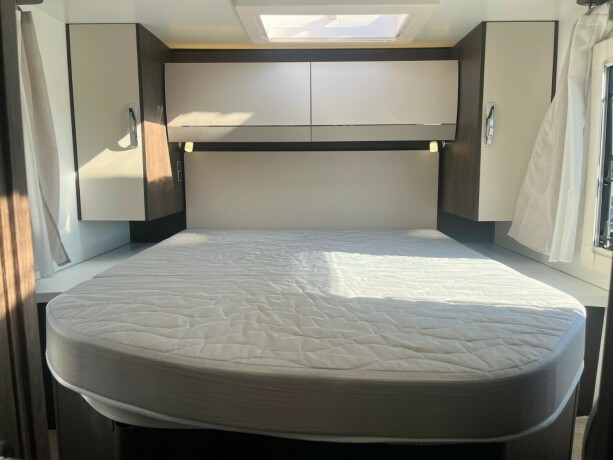 benimar-tessoro-497-queensbed-elsenkeseng-face-2-face-sittegruppe-20-170hk-diesel-2021-big-61