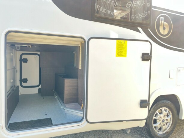 benimar-tessoro-497-queensbed-elsenkeseng-face-2-face-sittegruppe-20-170hk-diesel-2021-big-8