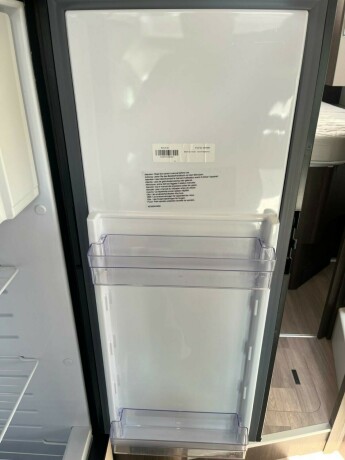 benimar-tessoro-497-queensbed-elsenkeseng-face-2-face-sittegruppe-20-170hk-diesel-2021-big-41