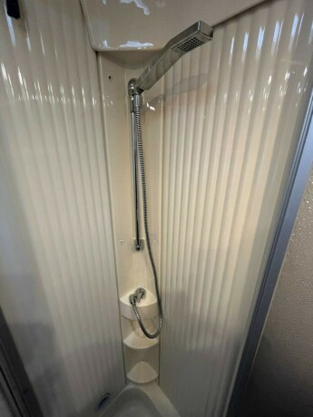 dethleffs-advantage-lav-seng-nede-alkove-truma-kobi-varmer-ryggekamera-kj248leskap-god-nyttelast-diesel-2004-big-50