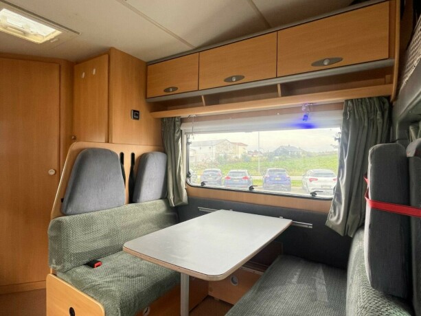 dethleffs-advantage-lav-seng-nede-alkove-truma-kobi-varmer-ryggekamera-kj248leskap-god-nyttelast-diesel-2004-big-25