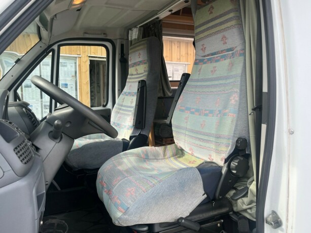 dethleffs-advantage-lav-seng-nede-alkove-truma-kobi-varmer-ryggekamera-kj248leskap-god-nyttelast-diesel-2004-big-12