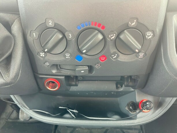 dethleffs-advantage-lav-seng-nede-alkove-truma-kobi-varmer-ryggekamera-kj248leskap-god-nyttelast-diesel-2004-big-18