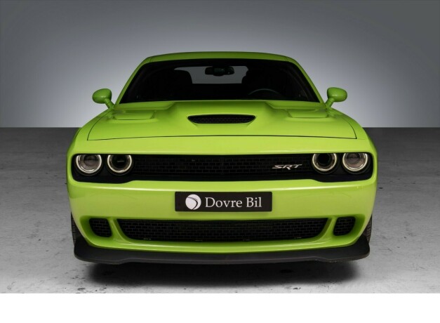 dodge-challenger-bensin-2015-big-6