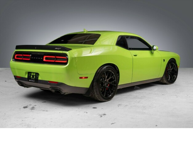 dodge-challenger-bensin-2015-big-13