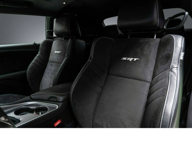 dodge-challenger-bensin-2015-big-23