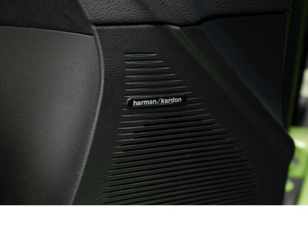 dodge-challenger-bensin-2015-big-29