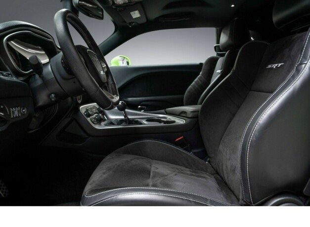 dodge-challenger-bensin-2015-big-22