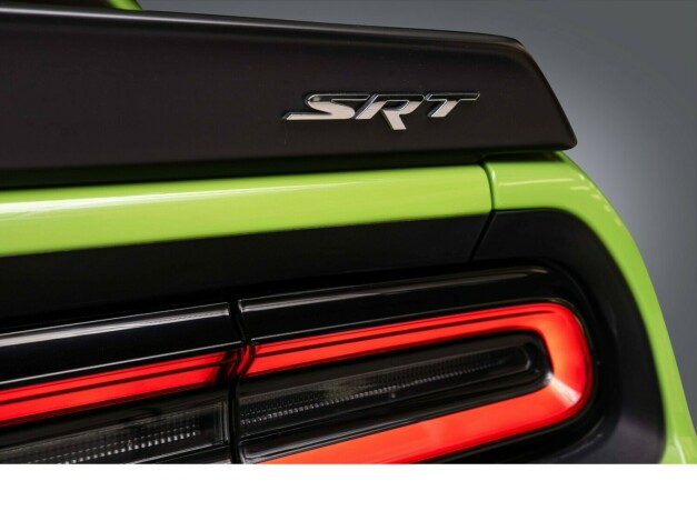 dodge-challenger-bensin-2015-big-9