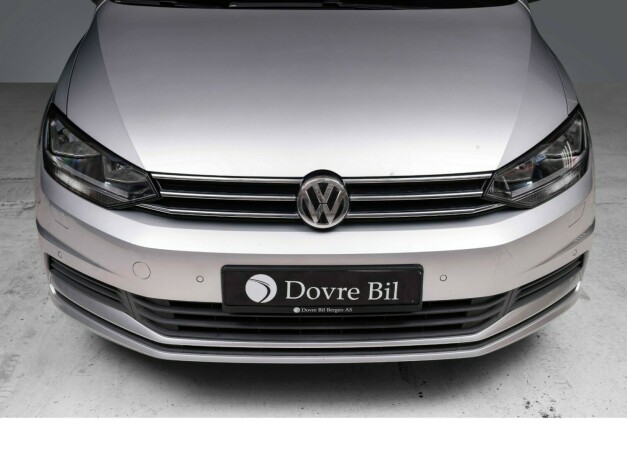 volkswagen-touran-bensin-2016-big-6