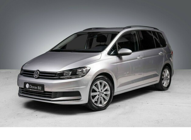 volkswagen-touran-bensin-2016-big-1