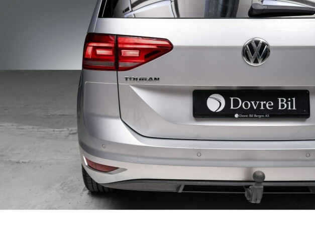 volkswagen-touran-bensin-2016-big-9