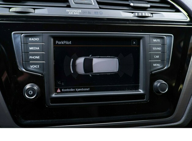 volkswagen-touran-bensin-2016-big-18