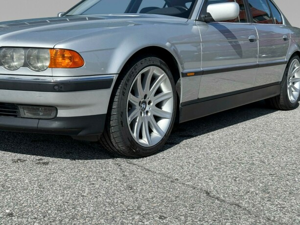 bmw-7-serie-bensin-2000-big-6