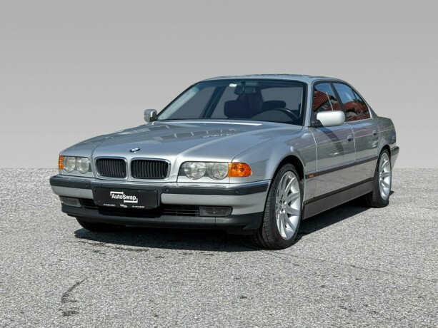 bmw-7-serie-bensin-2000-big-1