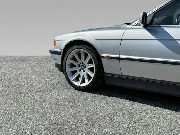 bmw-7-serie-bensin-2000-big-8