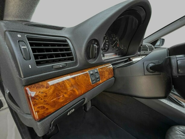 bmw-7-serie-bensin-2000-big-26